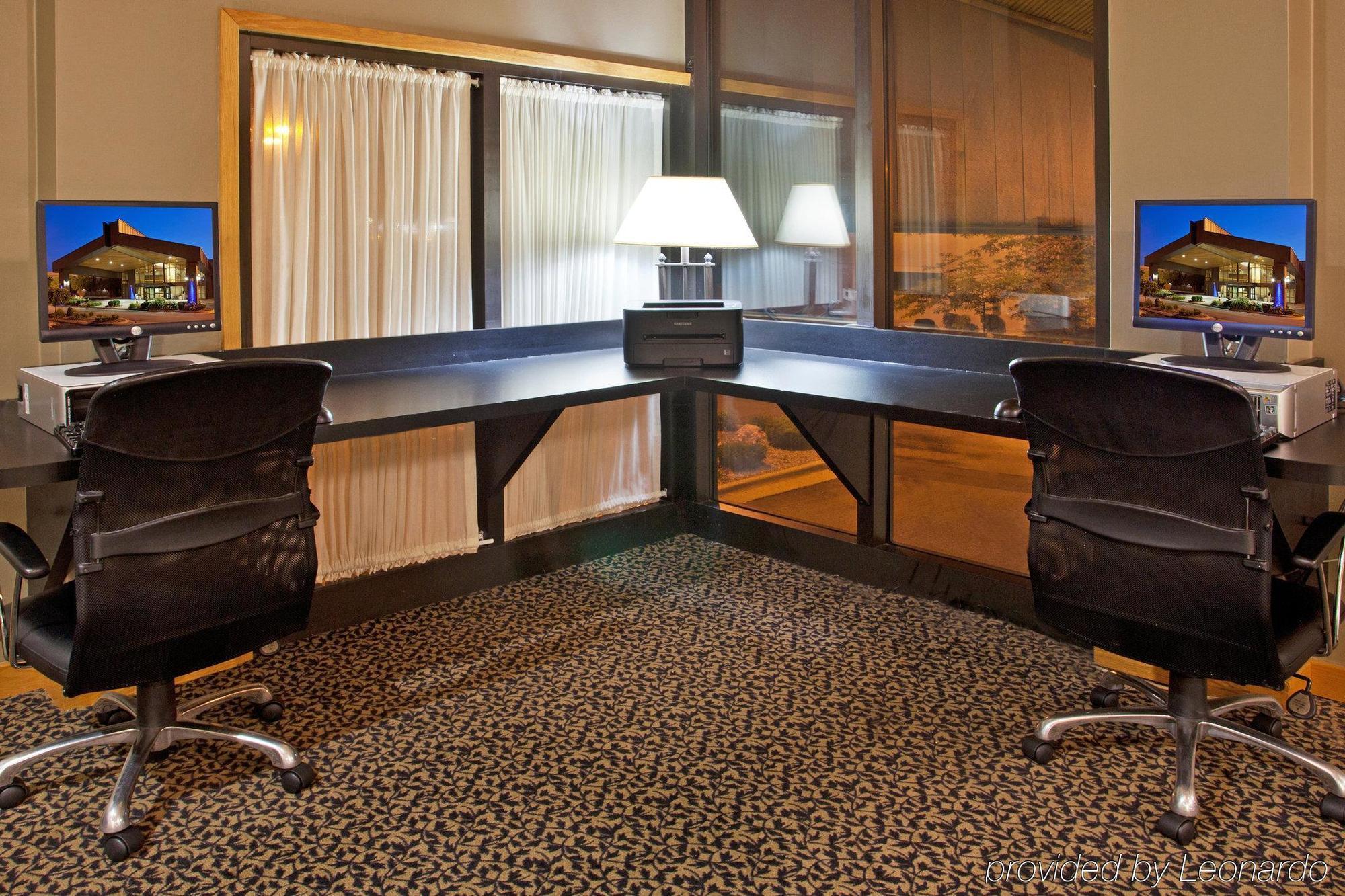Holiday Inn Express Detroit-Warren/General Motors Technology Center By Ihg Facilidades foto